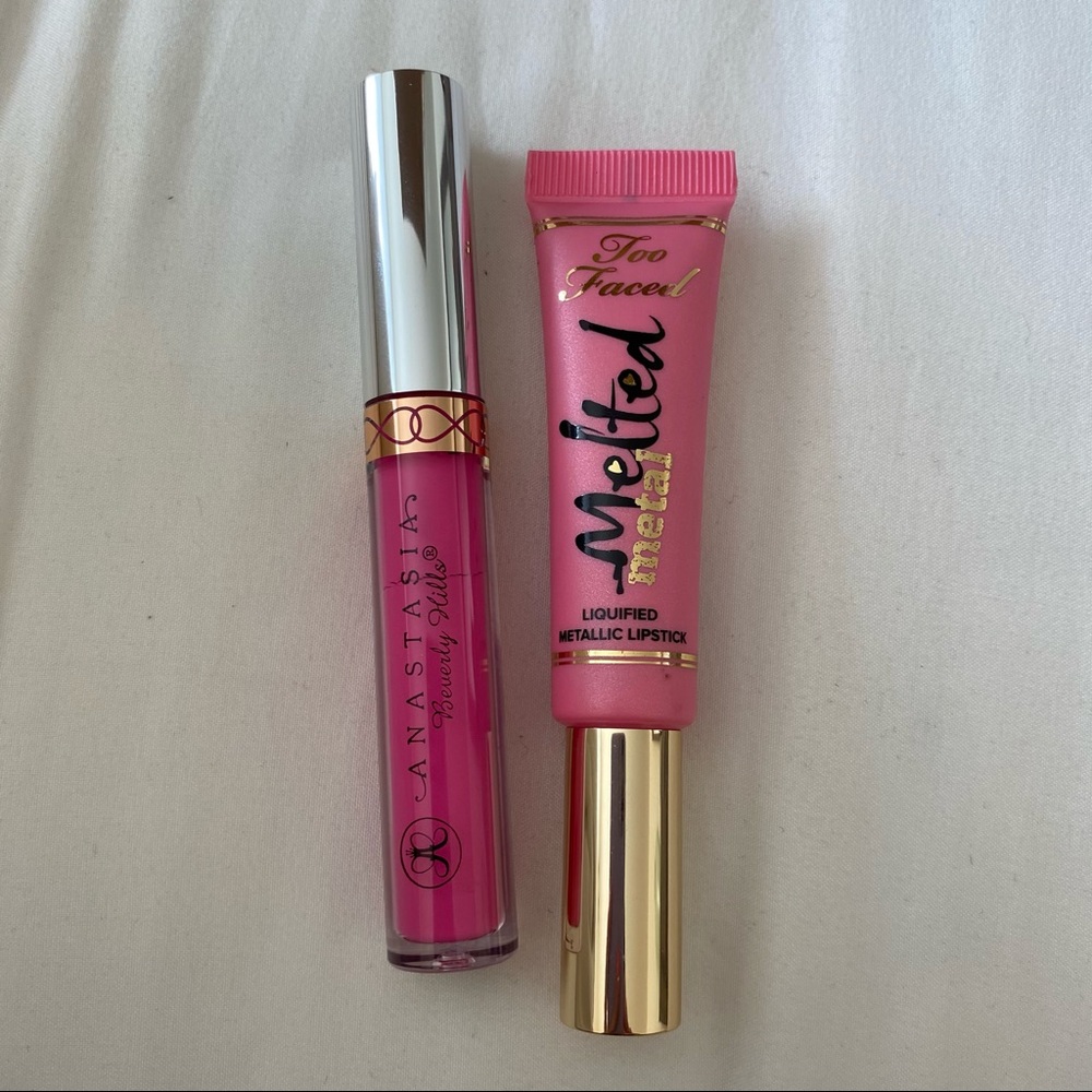 Pink lipstick bundle